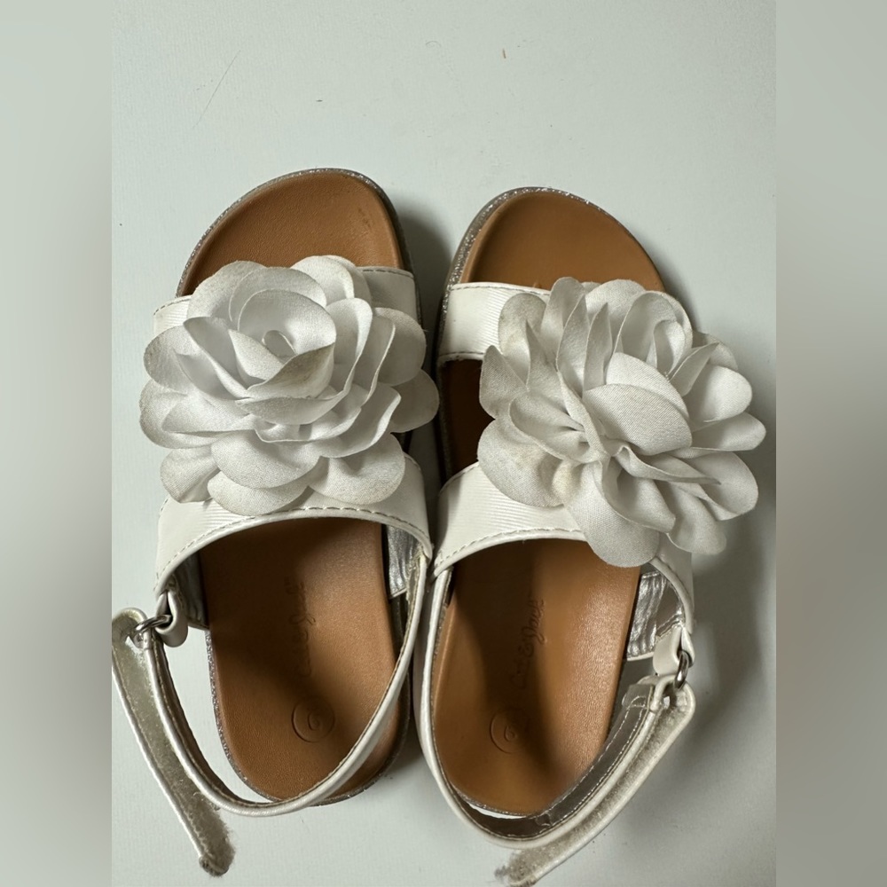 Girl shoes size 9